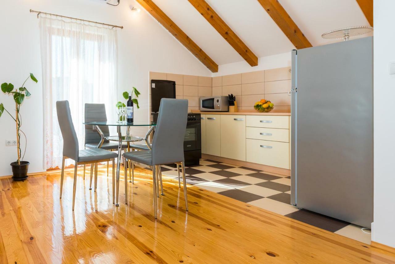 Apartment Bogdanovic Tisno Zewnętrze zdjęcie